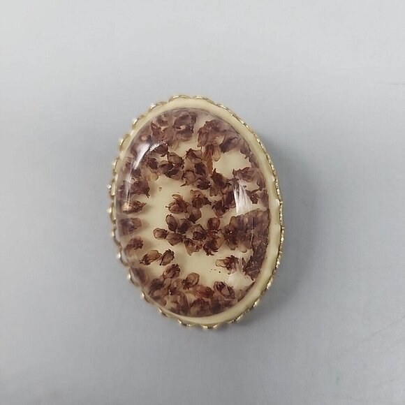 Vintage Brooch Pin Lucite Encased Dried Wild Flowers Brown Gold Tone - Picture 3 of 5